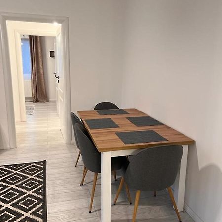 Apartament English Home 2 Camere Braşov Dış mekan fotoğraf