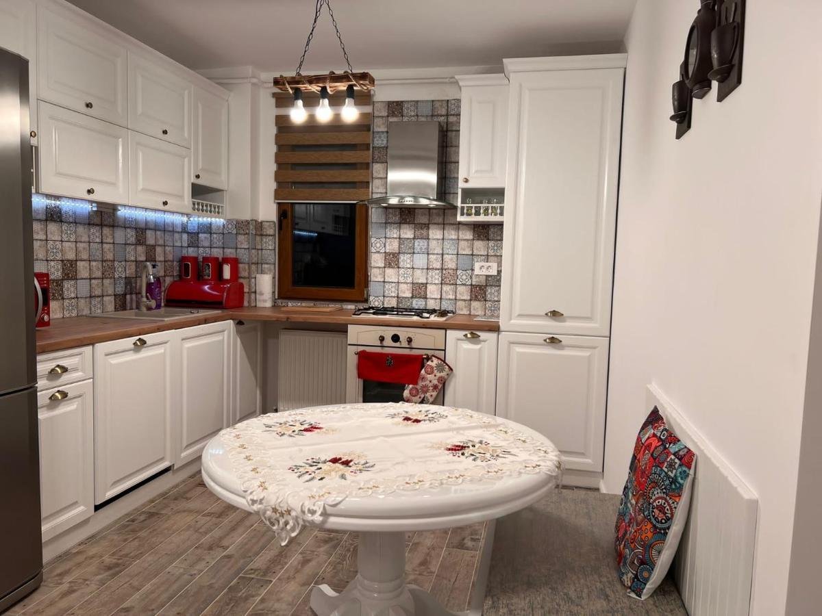 Apartament English Home 2 Camere Braşov Dış mekan fotoğraf